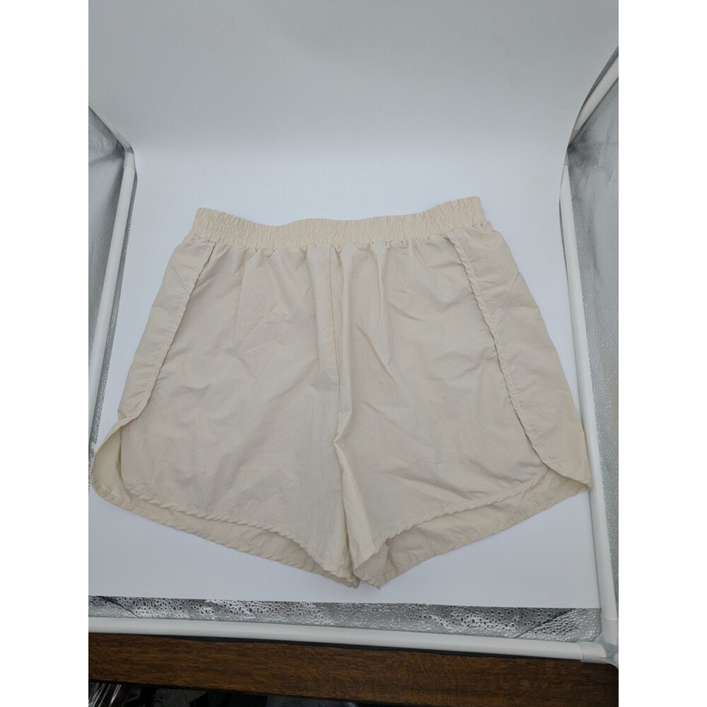 Antonio Melani Dash Pull On Shorts Size L Estilo Cream Lined Athletic Nylon EUC
